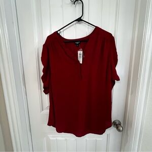 HARPER GEORGETTE RUCHED SHORT SLEEVE BLOUSE Red